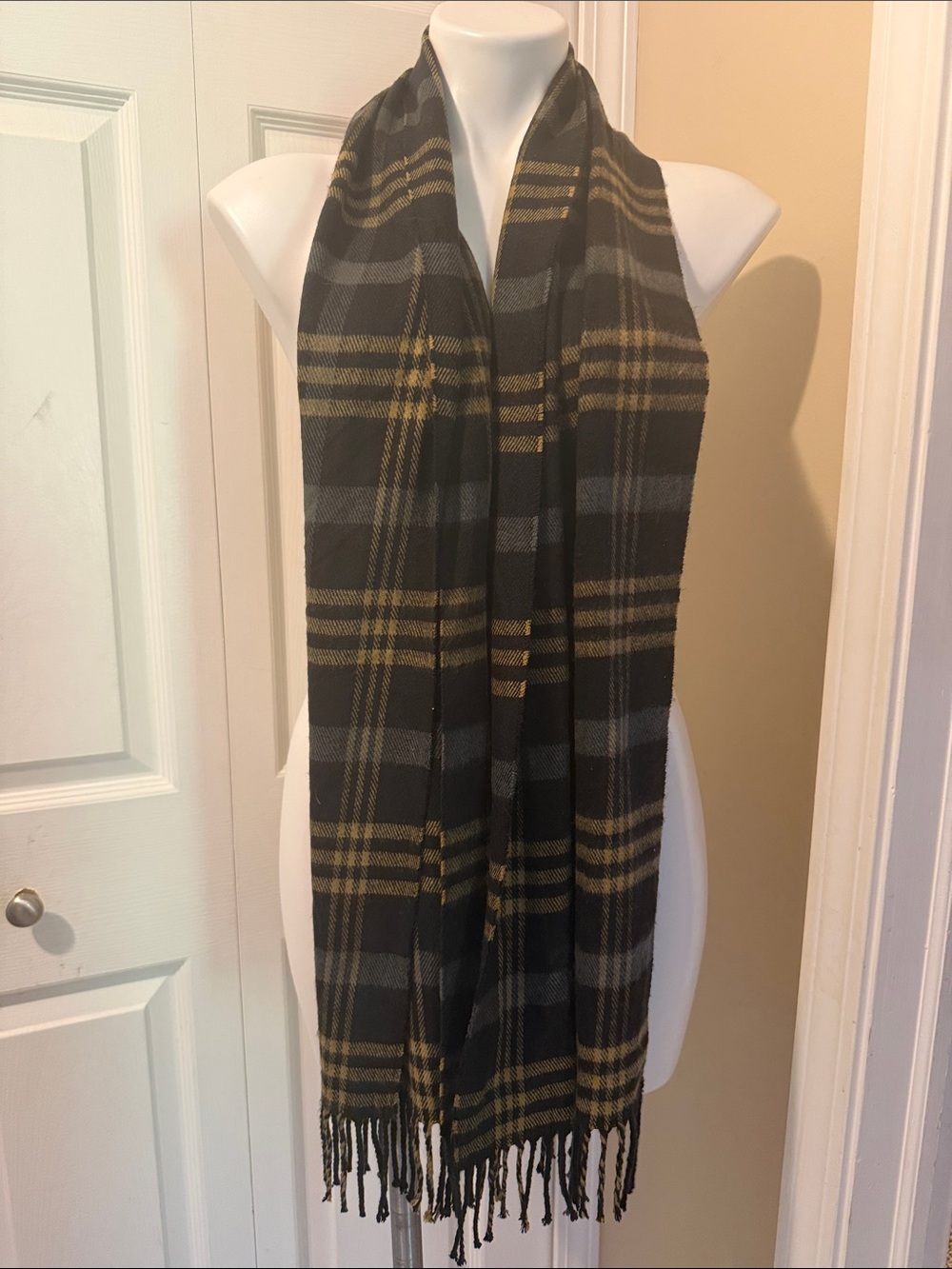 Cashmere Scottish Plaid Fringe Scarf